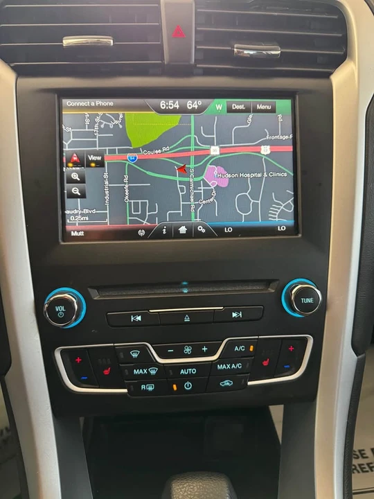 2016 Ford Fusion 2nd Gen - Image 12 of 16