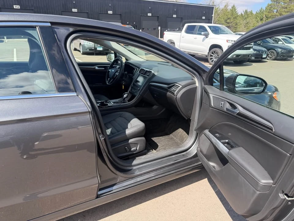 2016 Ford Fusion 2nd Gen - Image 17 of 17