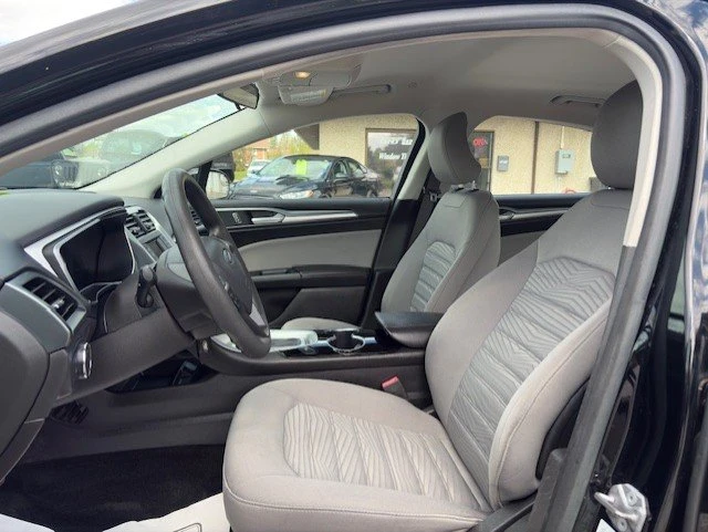 2016 Ford Fusion 2nd Gen - Image 10 of 20