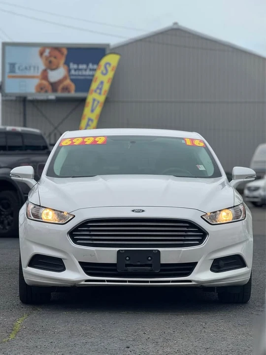 2016 Ford Fusion 2nd Gen - Image 2 of 18