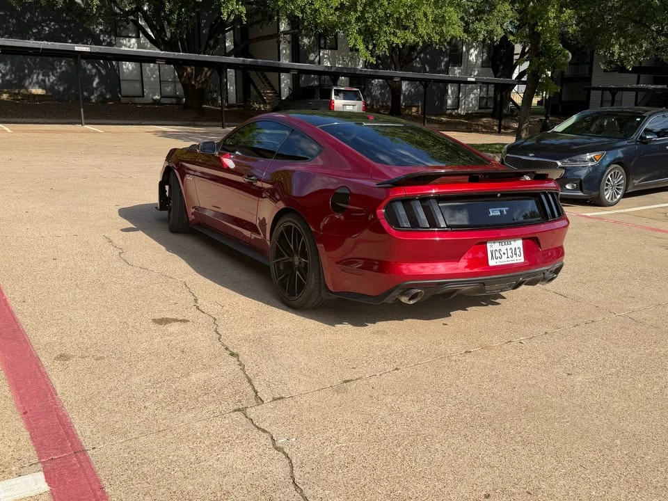 2016 Ford GT - Image 4 of 10