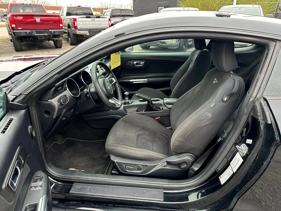 2016 Ford S550 Mustang - Image 10 of 17