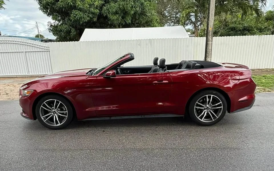 2016 Ford S550 Mustang - Image 2 of 17