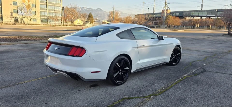 2016 Ford S550 Mustang - Image 2 of 7