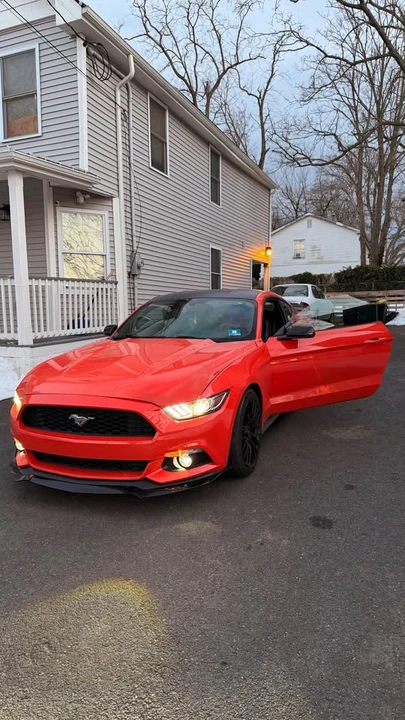 2016 Ford S550 Mustang - Image 2 of 13