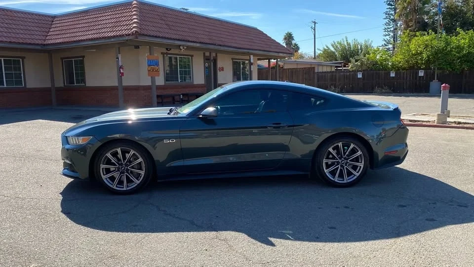 2016 Ford S550 Mustang - Image 2 of 15