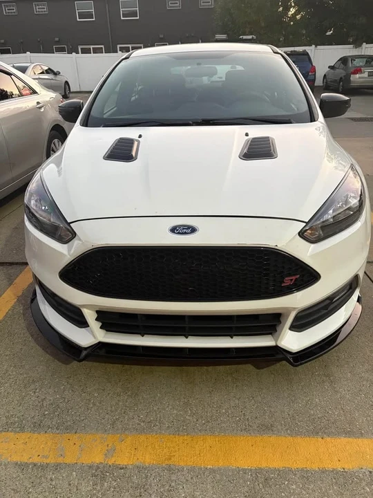 2016 Ford Focus ST 3rd Gen - Image 9 of 10