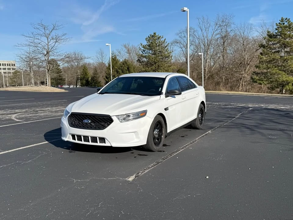 2016 Ford Taurus 6th Gen - Image 2 of 18