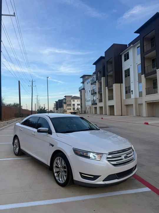 2016 Ford Taurus 6th Gen - Image 3 of 12
