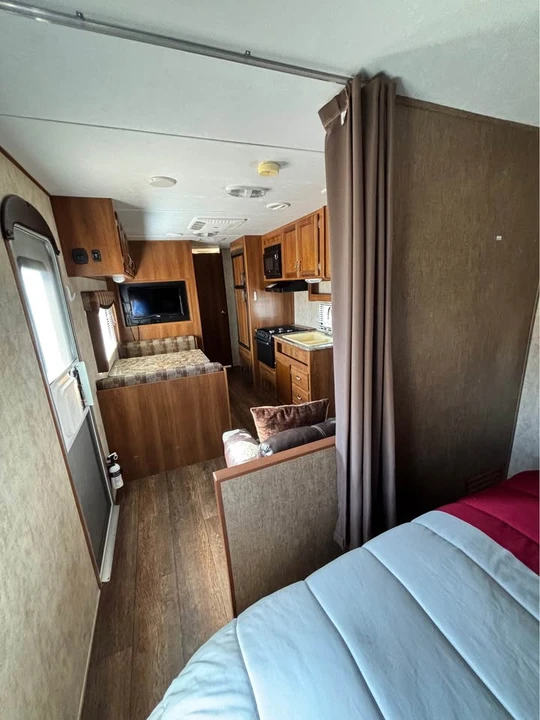 2016 Forest River - Image 4 of 14