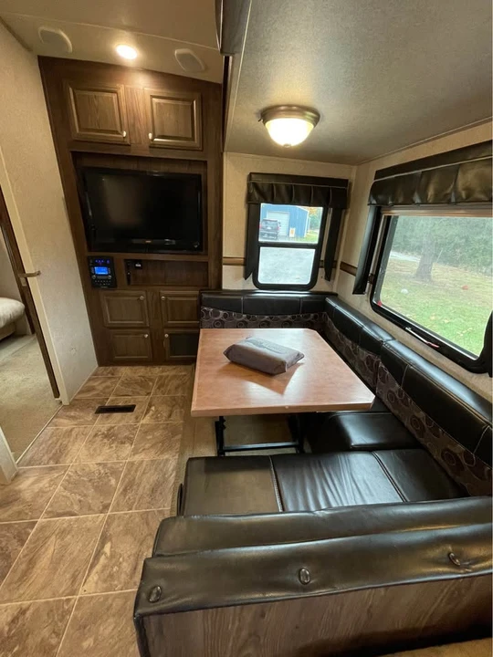 2016 Forest River - Image 13 of 16