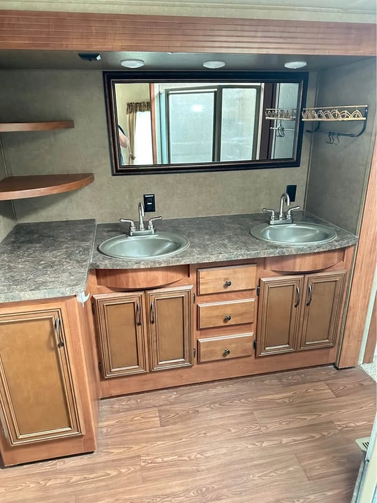 2016 Forest River - Image 14 of 20
