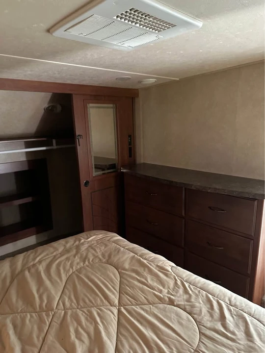 2016 Forest River - Image 19 of 20