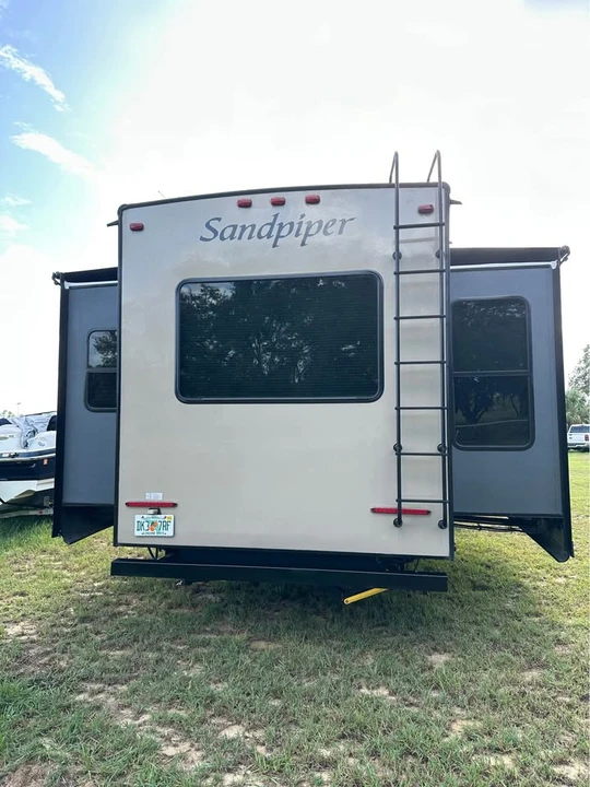 2016 Forest River - Image 4 of 20