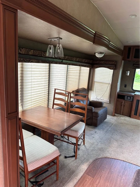 2016 Forest River - Image 7 of 20