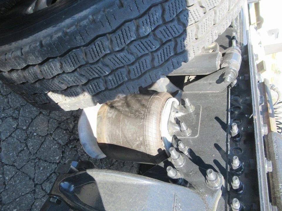 2016 Freightliner - Image 12 of 12
