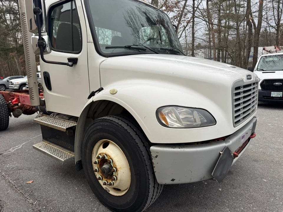 2016 Freightliner - Image 5 of 21