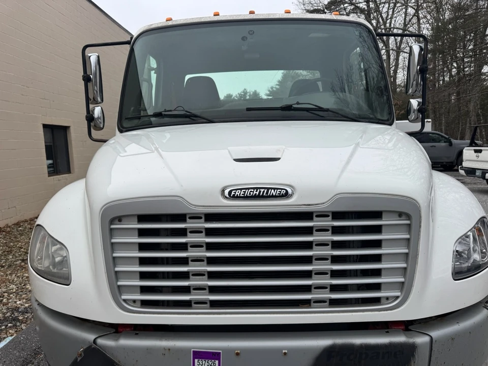2016 Freightliner - Image 3 of 21