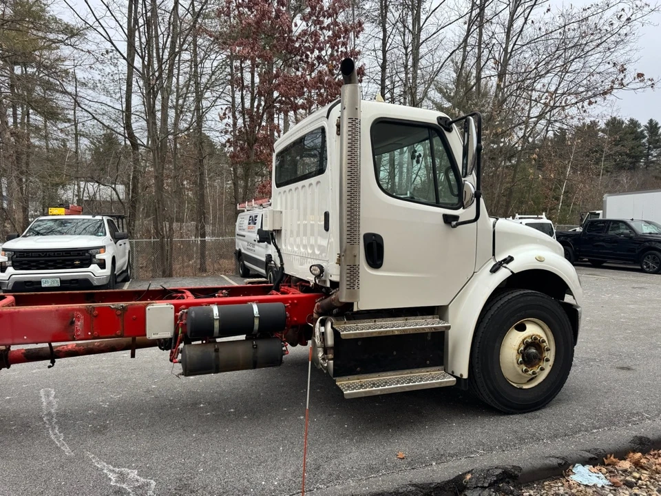 2016 Freightliner - Image 11 of 21