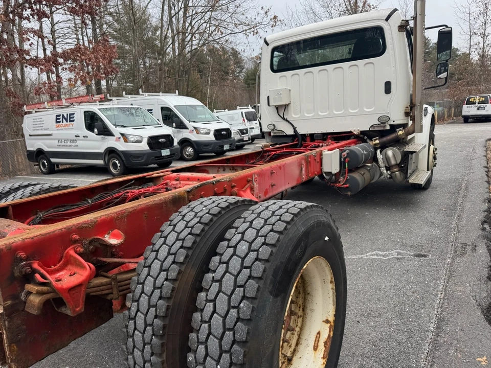2016 Freightliner - Image 16 of 21