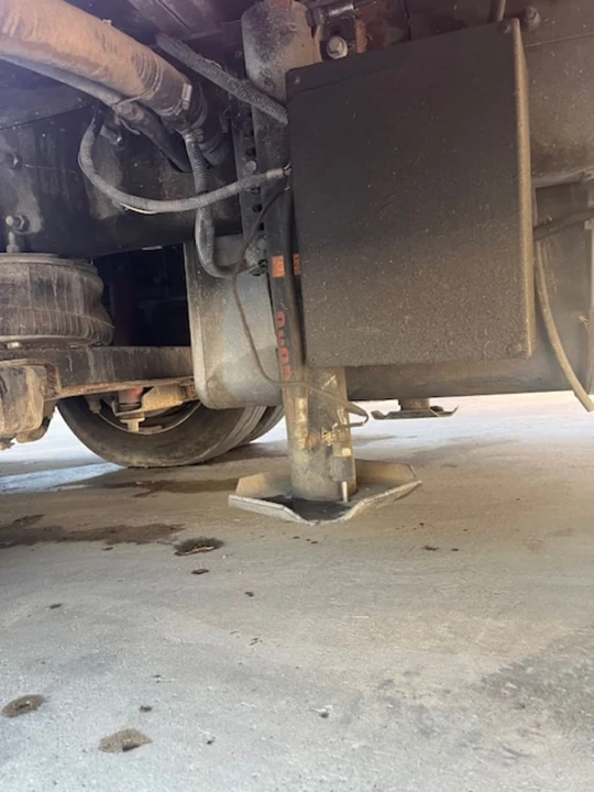 2016 Freightliner - Image 24 of 28
