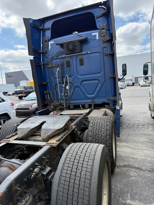 2016 Freightliner - Image 5 of 8
