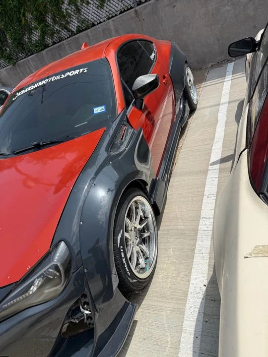 2016 Scion FR-S - Image 2 of 10