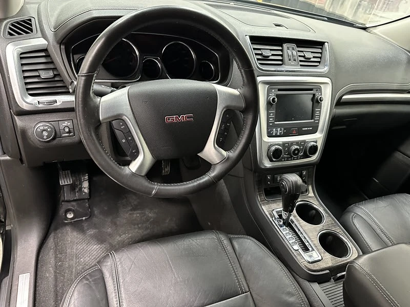 2016 GMC Acadia - Image 9 of 21