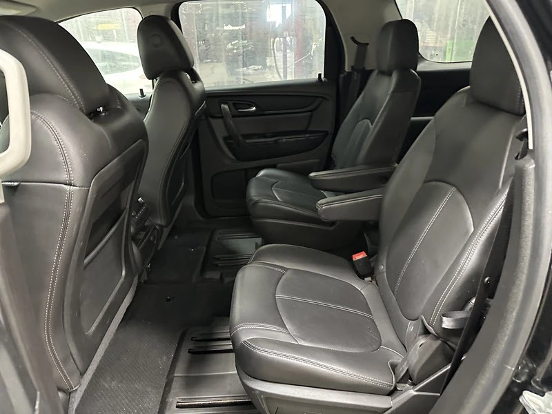 2016 GMC Acadia - Image 13 of 21