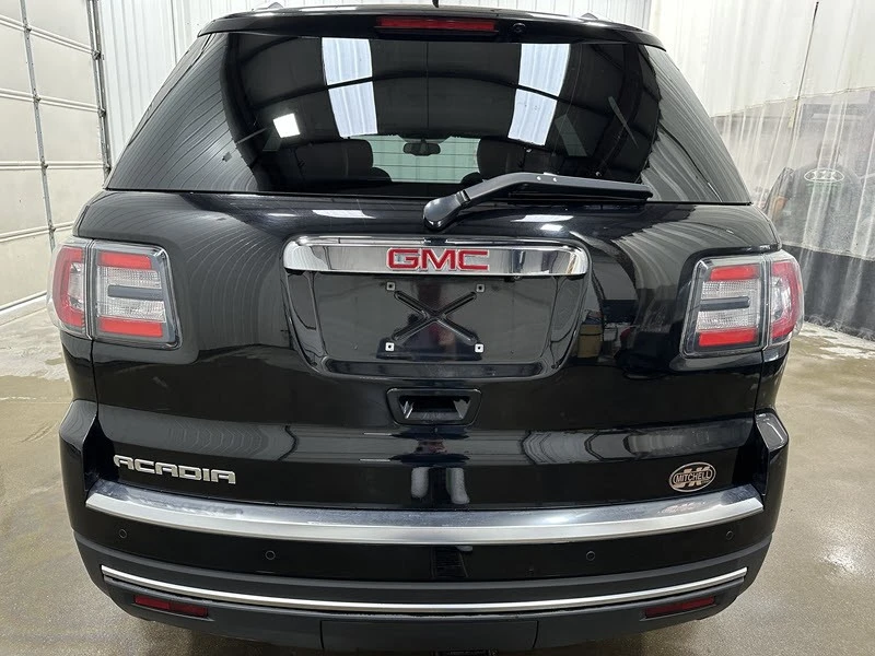 2016 GMC Acadia - Image 15 of 21