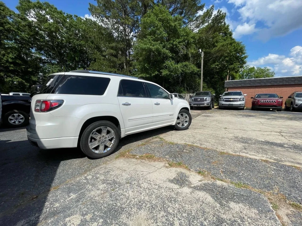 2016 GMC Acadia - Image 8 of 21