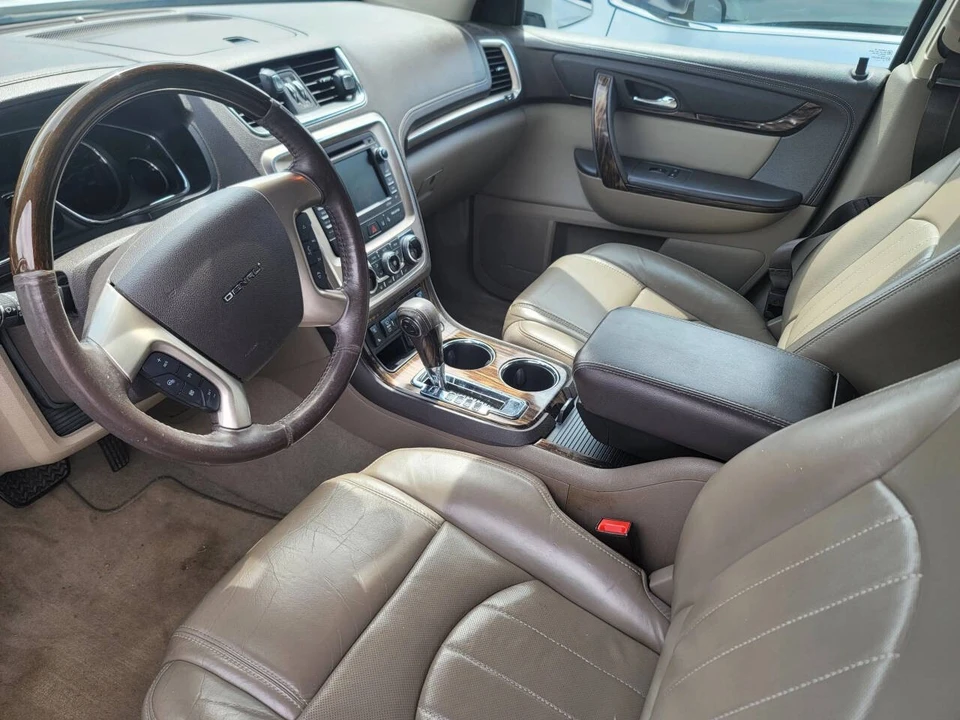 2016 GMC Acadia - Image 11 of 21