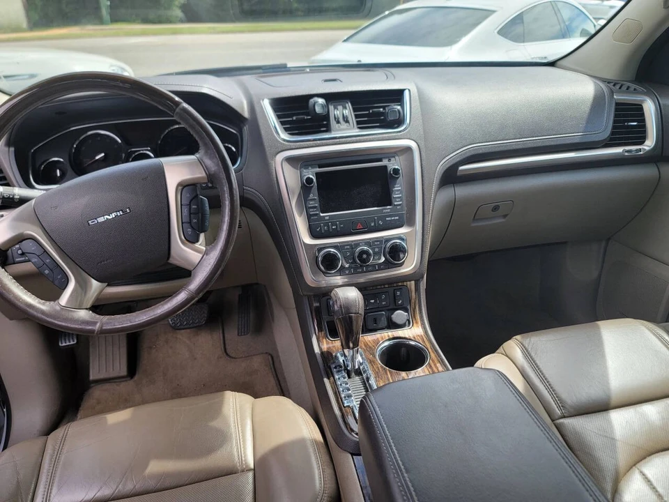 2016 GMC Acadia - Image 16 of 21
