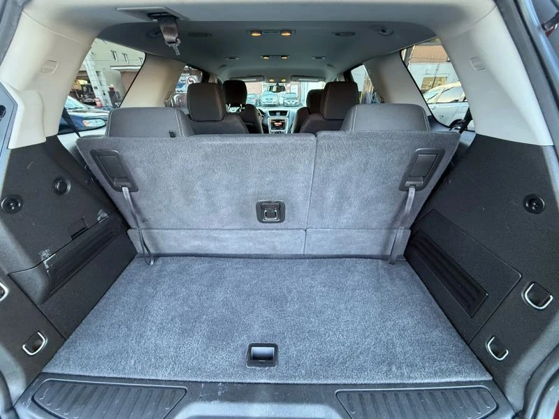 2016 GMC Acadia - Image 11 of 12