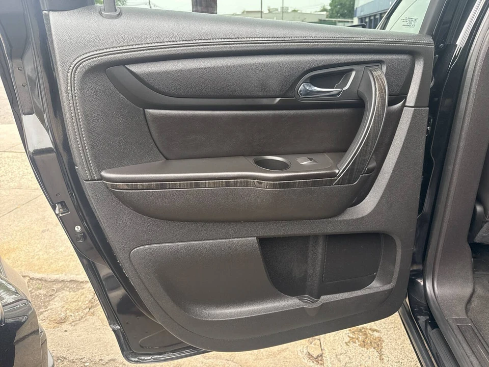 2016 GMC Acadia - Image 16 of 21
