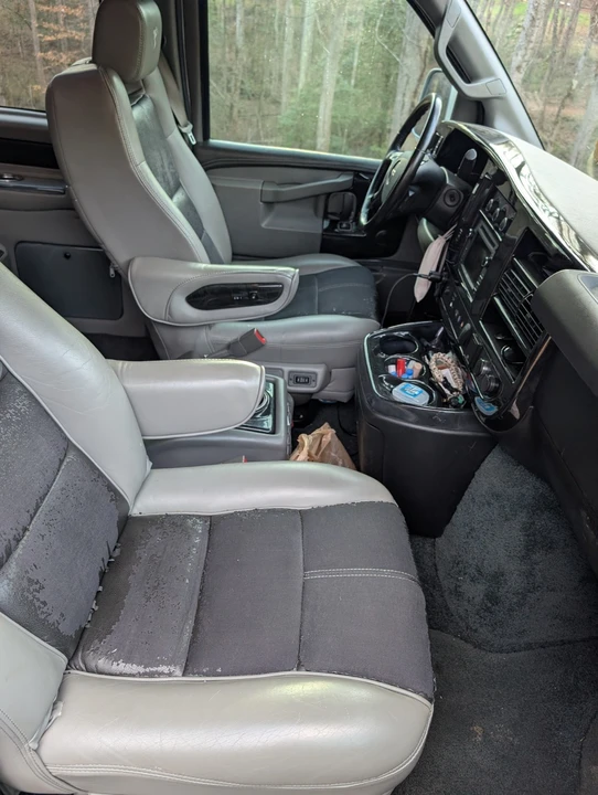 2016 GMC Savana - Image 19 of 20