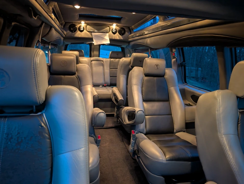 2016 GMC Savana - Image 9 of 20
