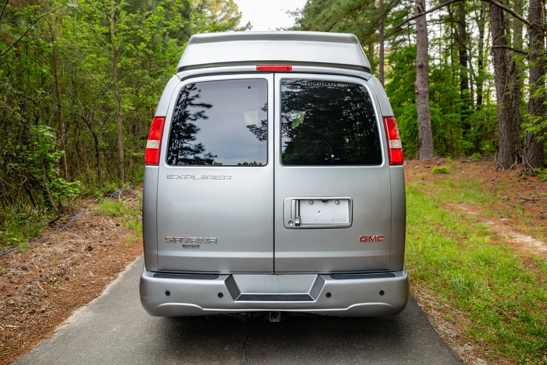 2016 GMC Savana - Image 7 of 31