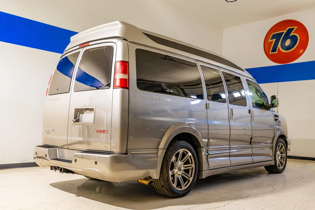 2016 GMC Savana - Image 20 of 31