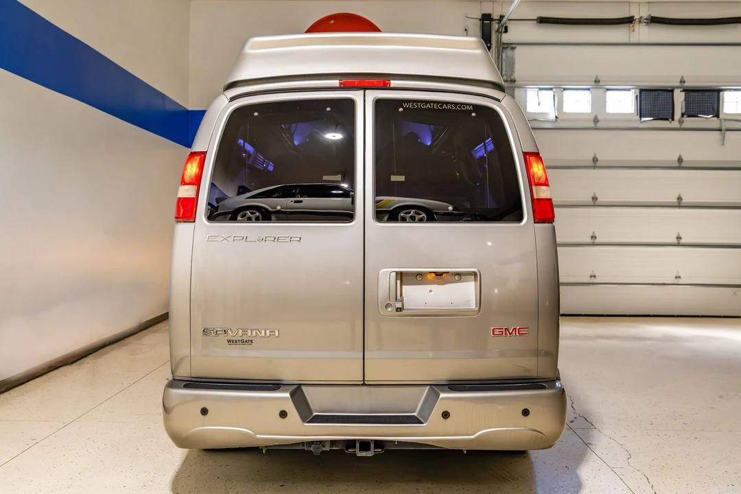 2016 GMC Savana - Image 25 of 31