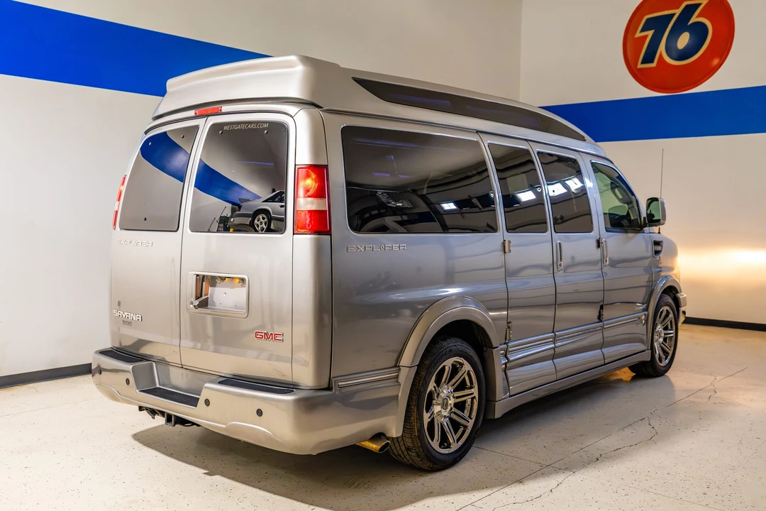 2016 GMC Savana - Image 26 of 31