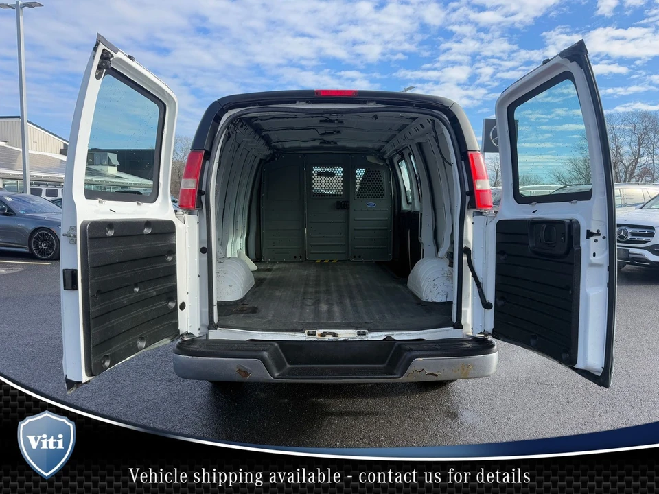 2016 GMC Savana - Image 19 of 21