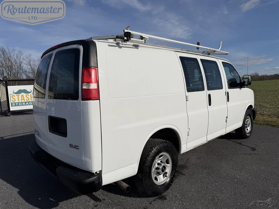 2016 GMC Savana - Image 6 of 12