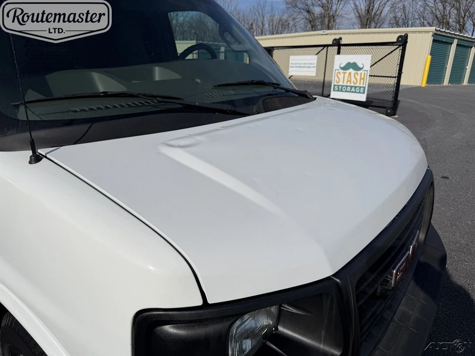2016 GMC Savana - Image 3 of 12