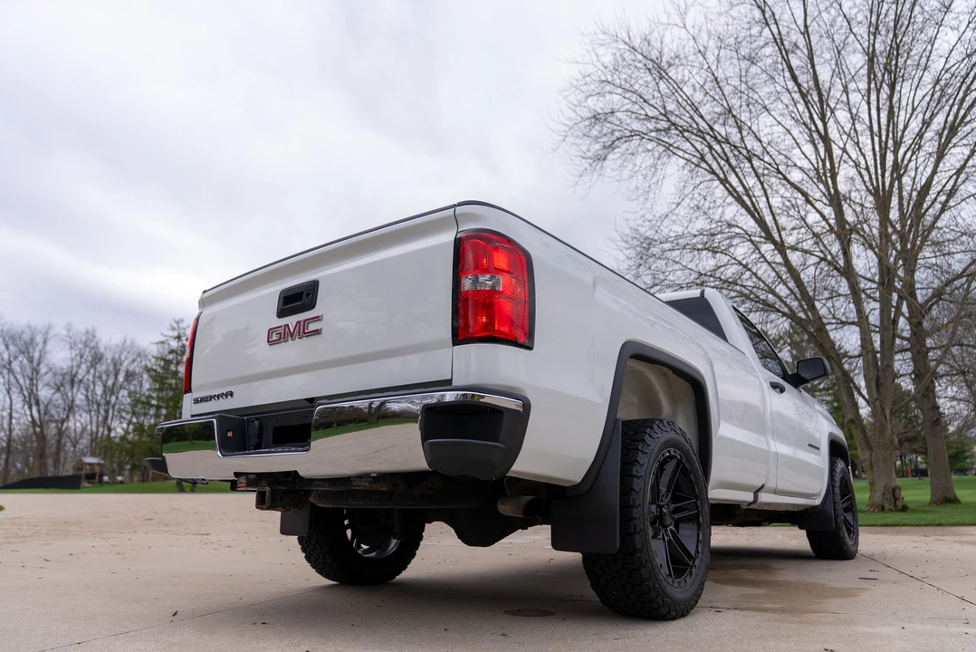 2016 GMC Sierra 4th Gen - Image 5 of 31