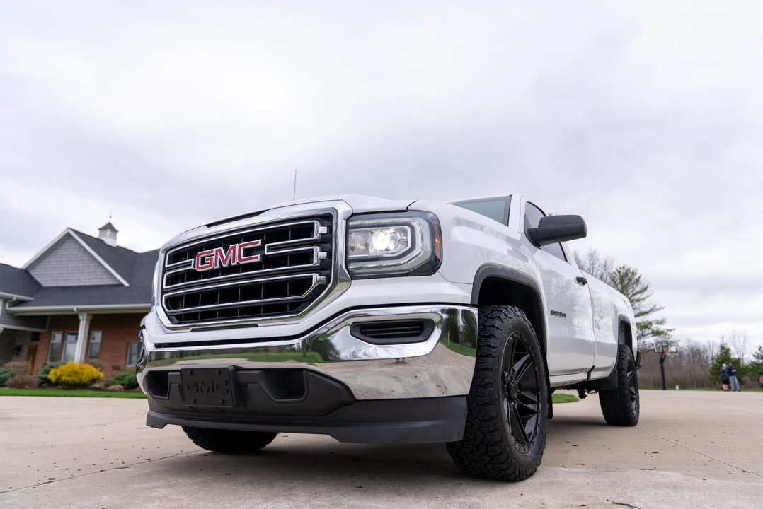 2016 GMC Sierra 4th Gen - Image 16 of 31