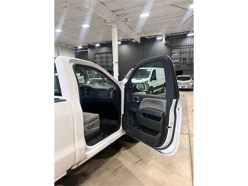 2016 GMC Sierra 4th Gen - Image 9 of 9