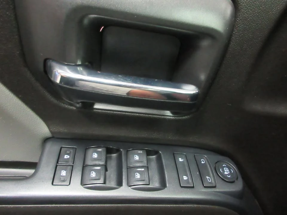 2016 GMC Sierra 4th Gen - Image 9 of 18