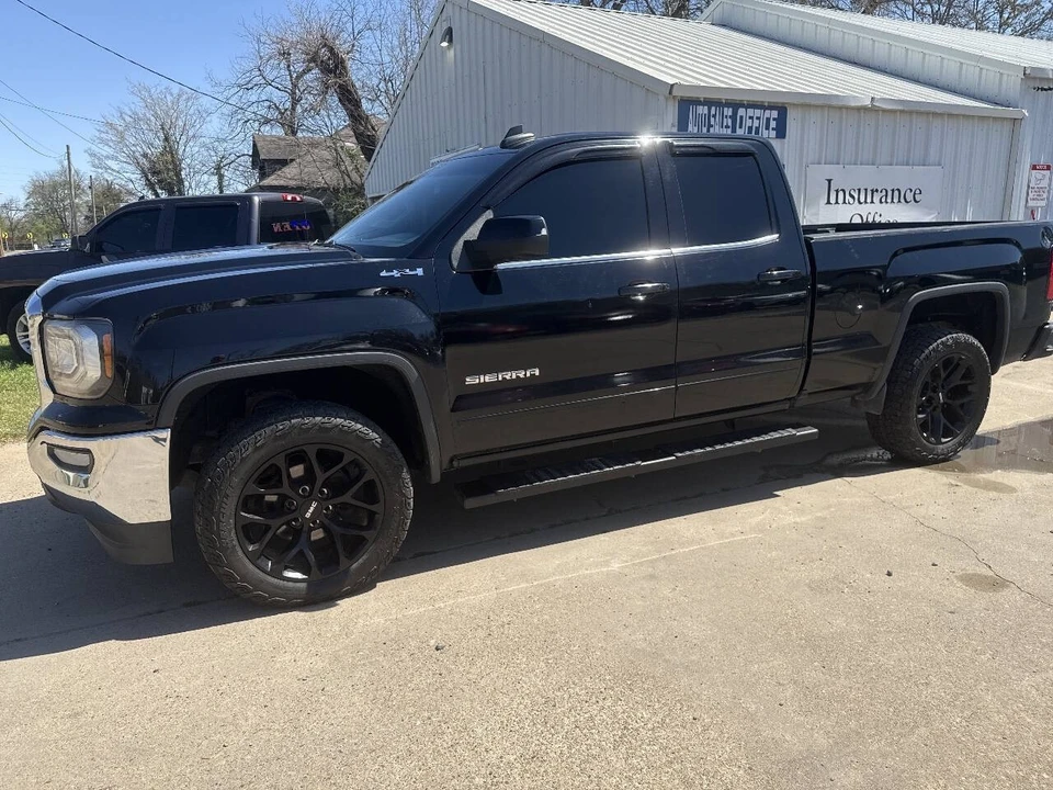 2016 GMC Sierra 4th Gen - Image 2 of 17
