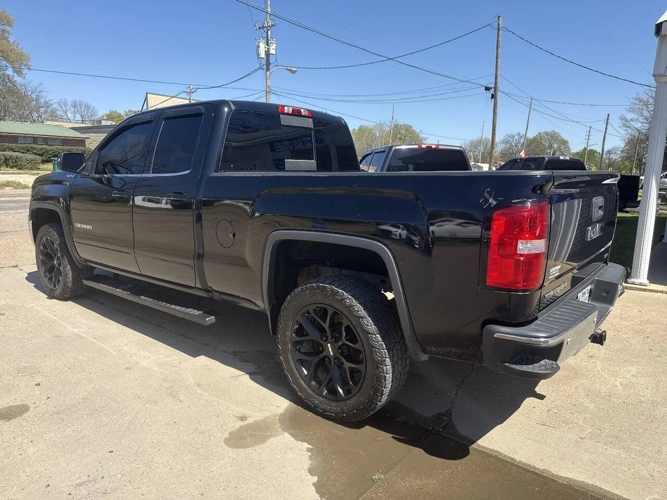 2016 GMC Sierra 4th Gen - Image 4 of 17